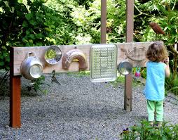 4 DIY Ideas for Your Kid’s Backyard Playtime